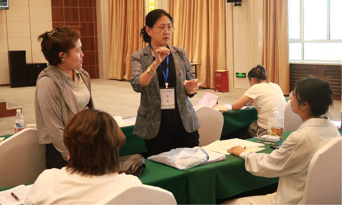 图7：专家讲座与学员互动